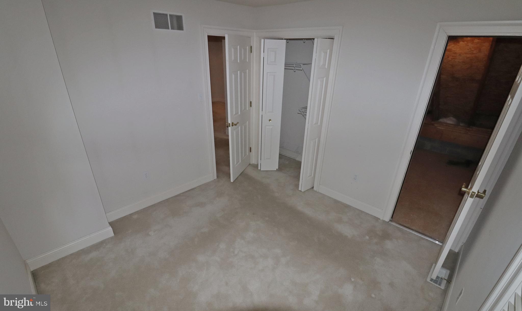 617 Northfield Road Lititz, PA 17543 - Photo 14 of 44 a view of hallway with closet