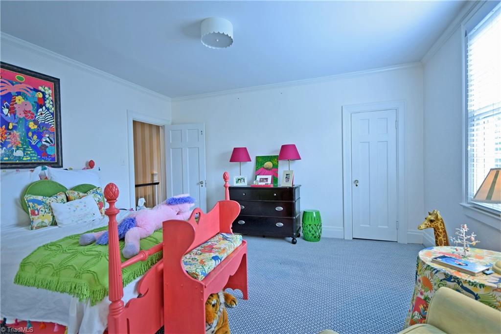 808 Arbor Road Winston-Salem, NC 27104 - Photo 17 of 21 Gallery Image 17