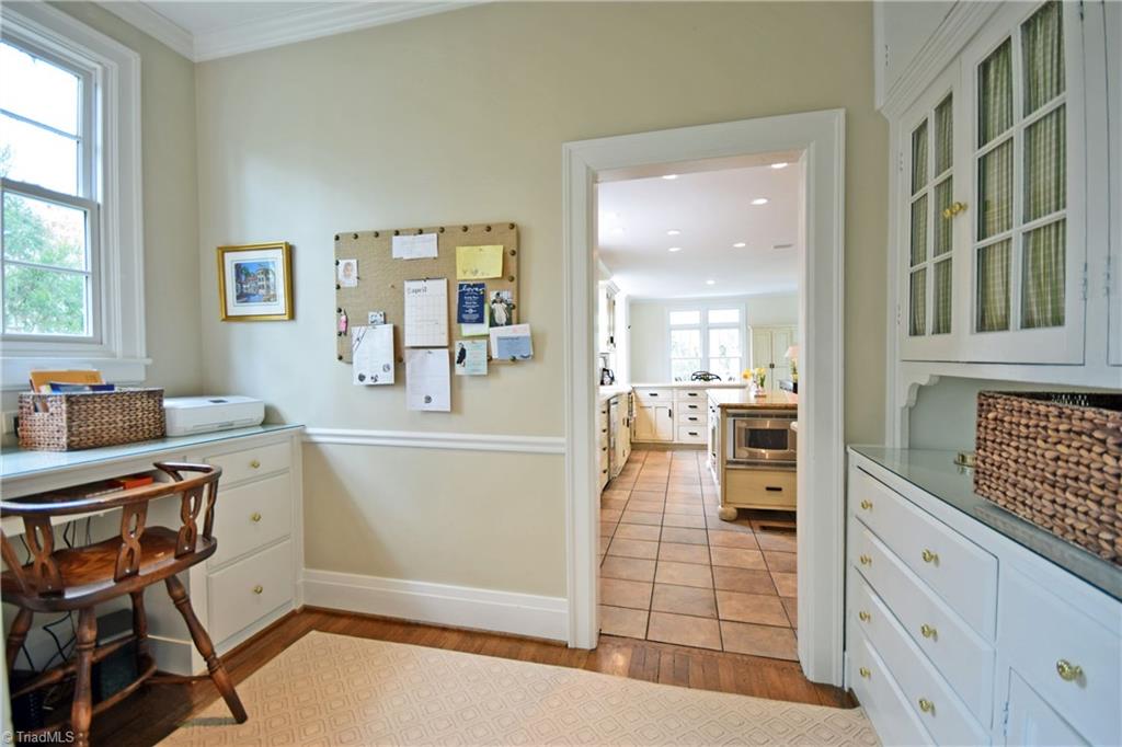 808 Arbor Road Winston-Salem, NC 27104 - Photo 10 of 21 Gallery Image 10