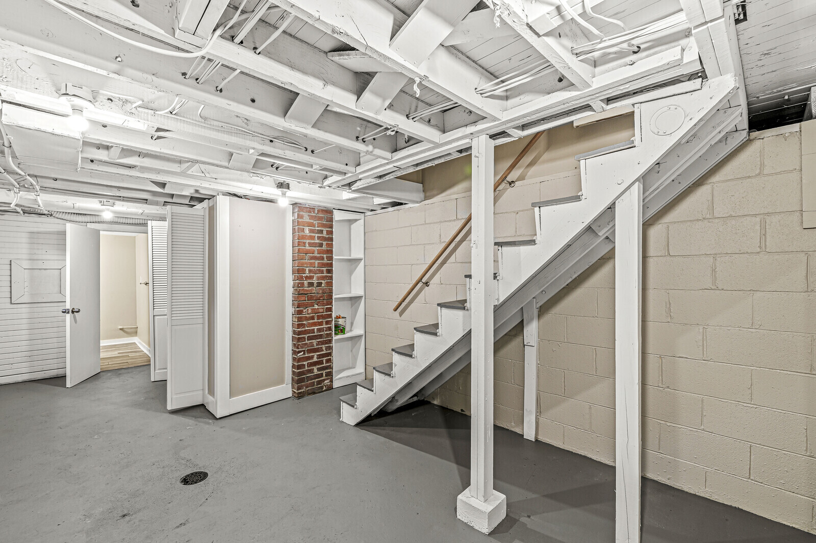 4117 Clarendon Road Indianapolis, IN 46208 - Photo 24 of 46