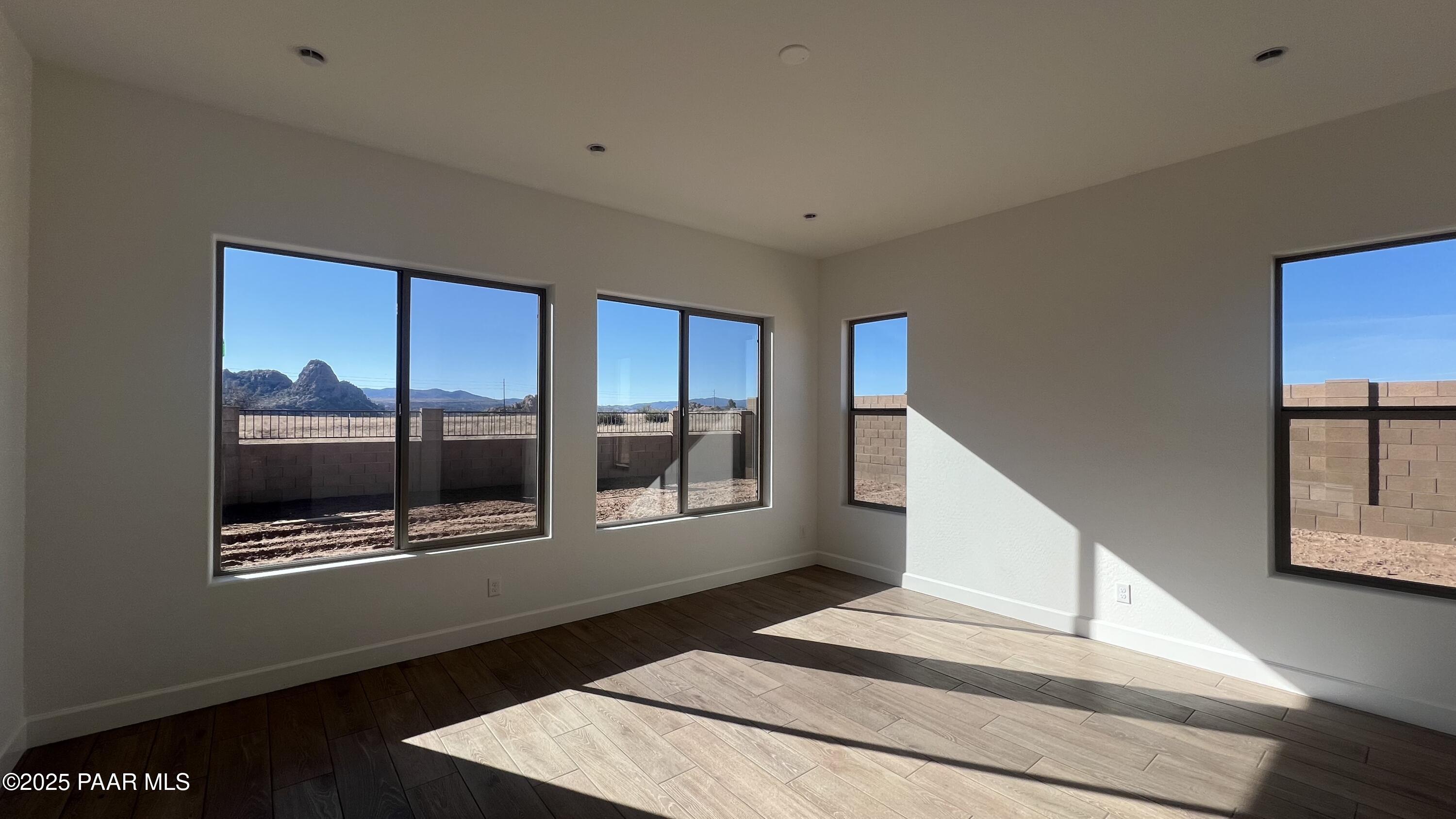 3137 Twin Rock Road Prescott, AZ 86301 - Photo 8 of 11 Primary Bedroom