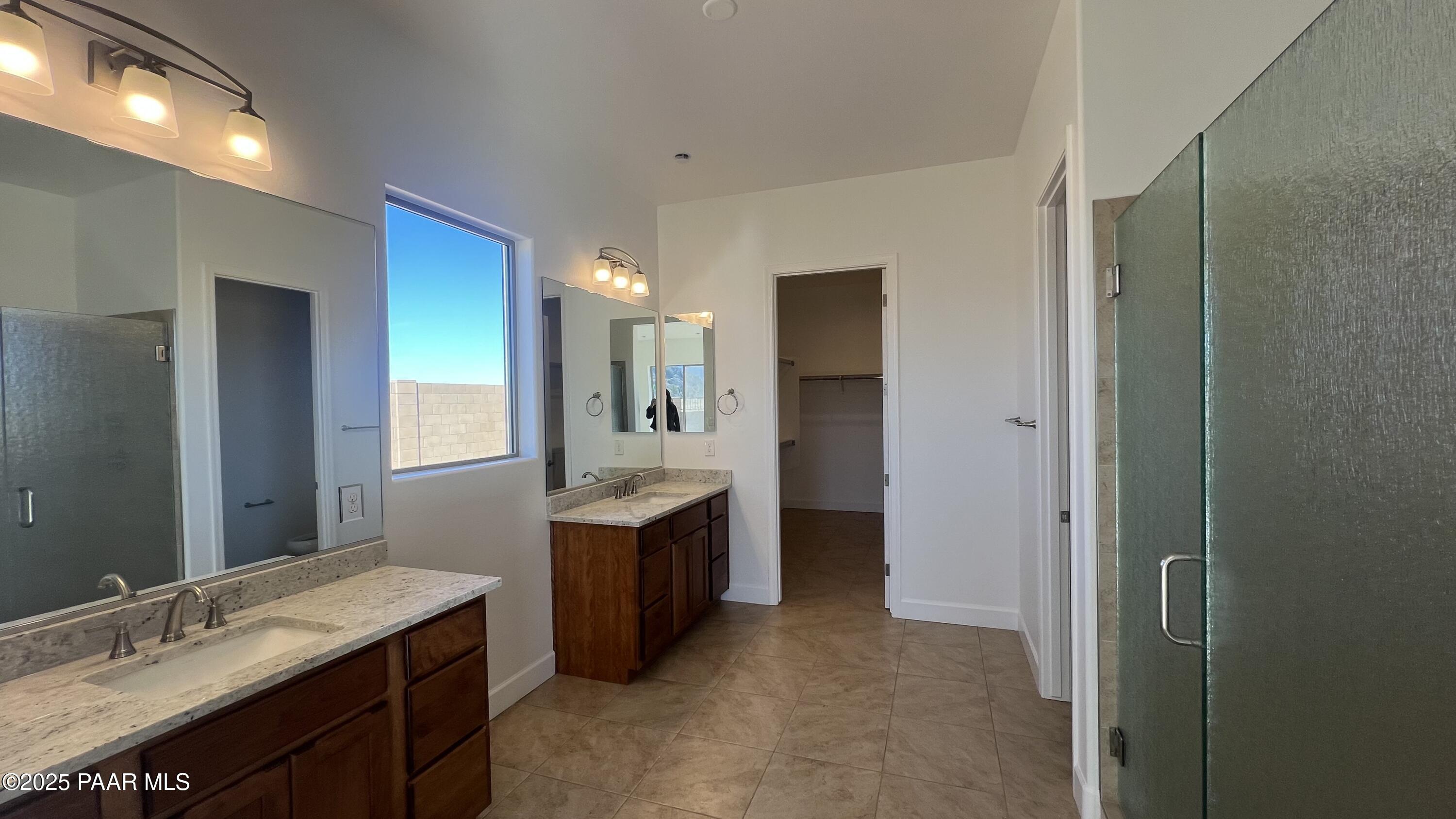 3137 Twin Rock Road Prescott, AZ 86301 - Photo 9 of 11 Primary Bathroom