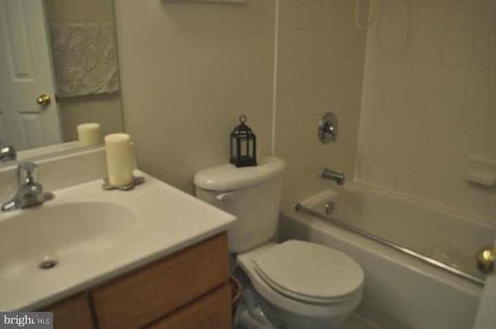 7516 Perryspring Way Baltimore, MD 21237 - Photo 18 of 25 Bath