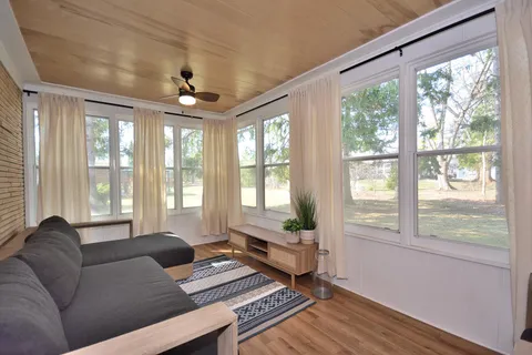 $399,900 | 145 North Lynnwood Lane, Brookfield, WI 53005