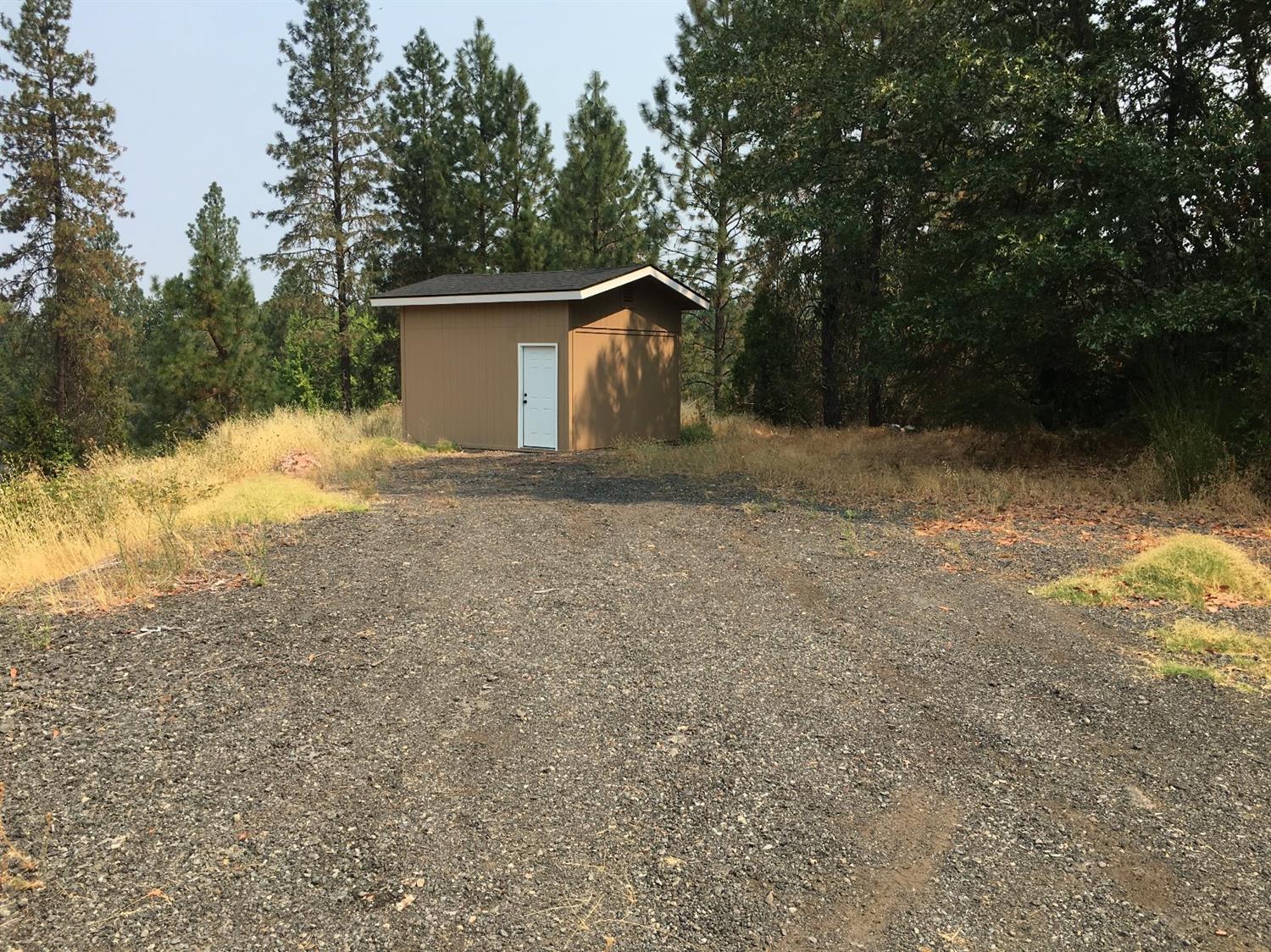 2515 Dowell Road Grants Pass, OR 97527 - Photo 11 of 25 Additional Photo