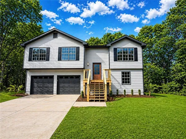 $418,000 | 1301 Stonemont Road, Auburn, GA 30011