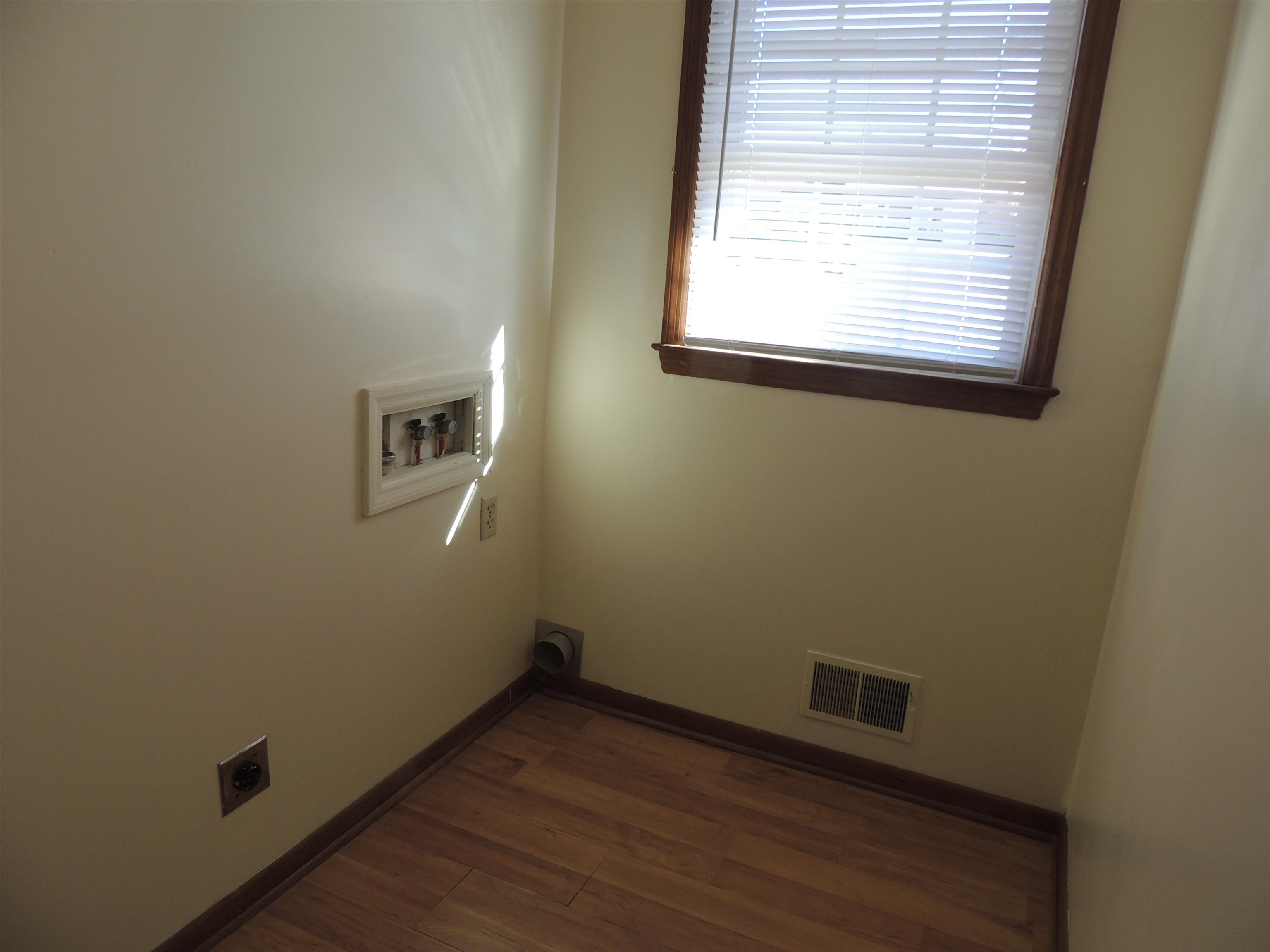1090 Springfield Road Boiling Springs, SC 29316 - Photo 5 of 19 Gallery Image 5