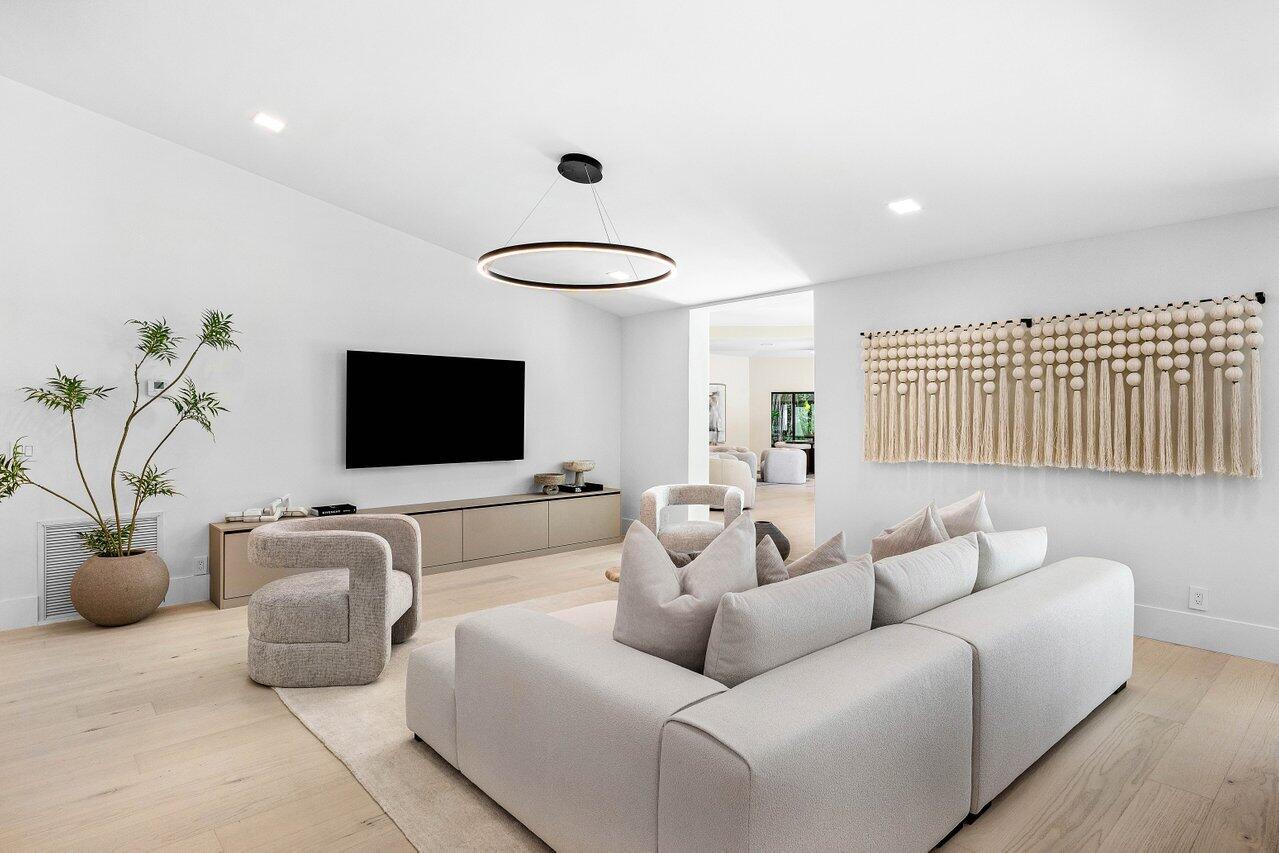 8090 Twin Lake Drive Boca Raton, FL 33496 - Photo 17 of 56 020-8090TwinLakeDrive-BocaRaton-FL-33496