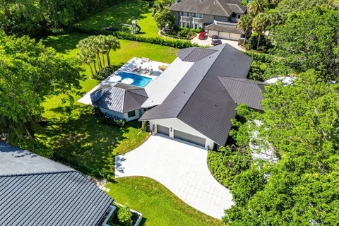 $2,999,000 | 8090 Twin Lake Drive, Boca Raton, FL 33496