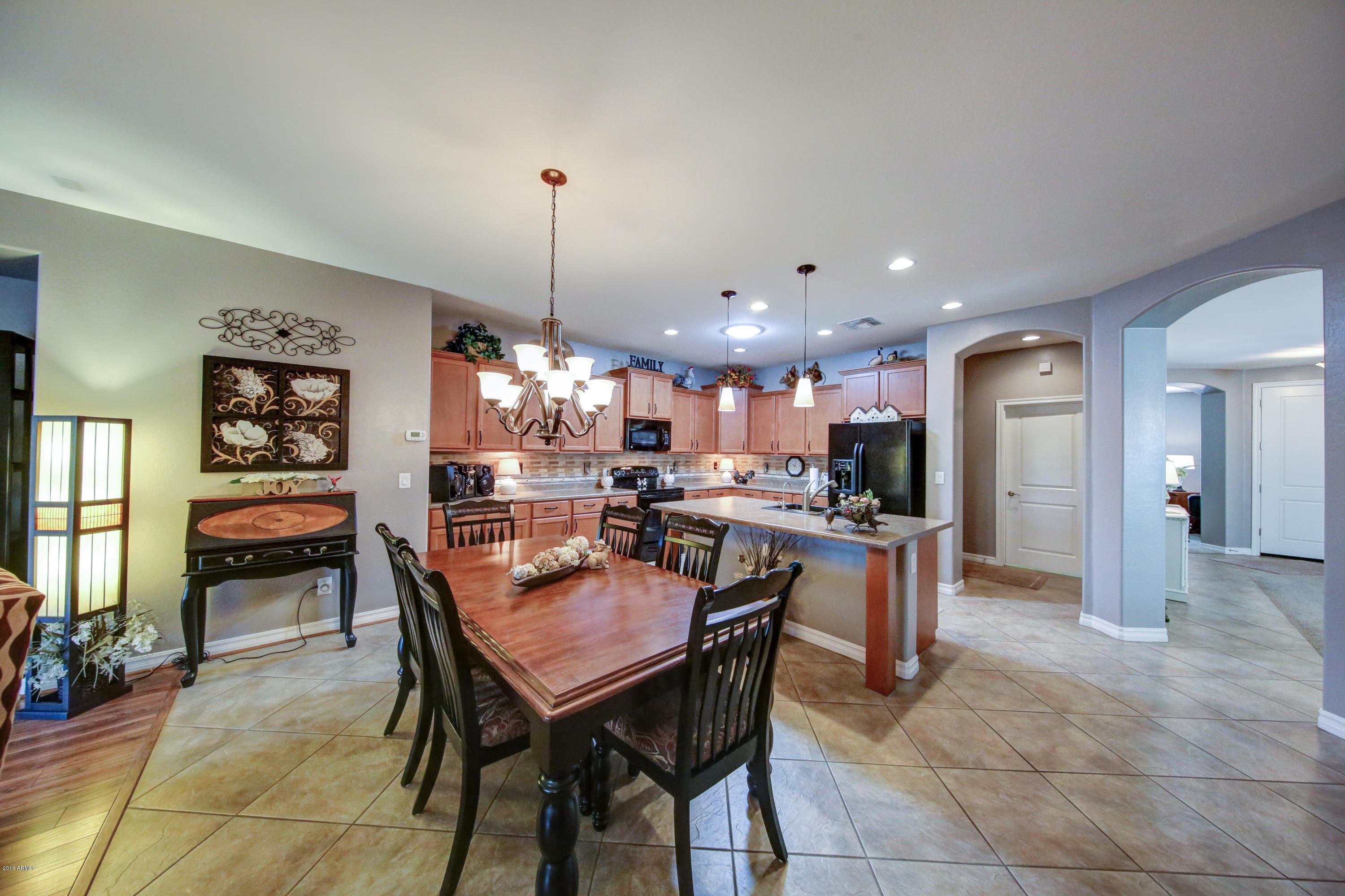 2757 East Rakestraw Lane Gilbert, AZ 85298 - Photo 11 of 30 5D3A1489_90_91