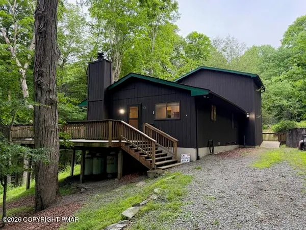 $1,750 | 170 Eagle Pass Road, Henryville, PA 18332
