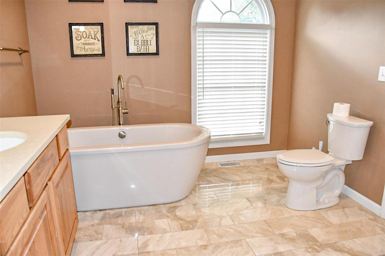 66 Hidden Vly Road Hardin, IL 62047 - Photo 41 of 98 Gallery Image 41