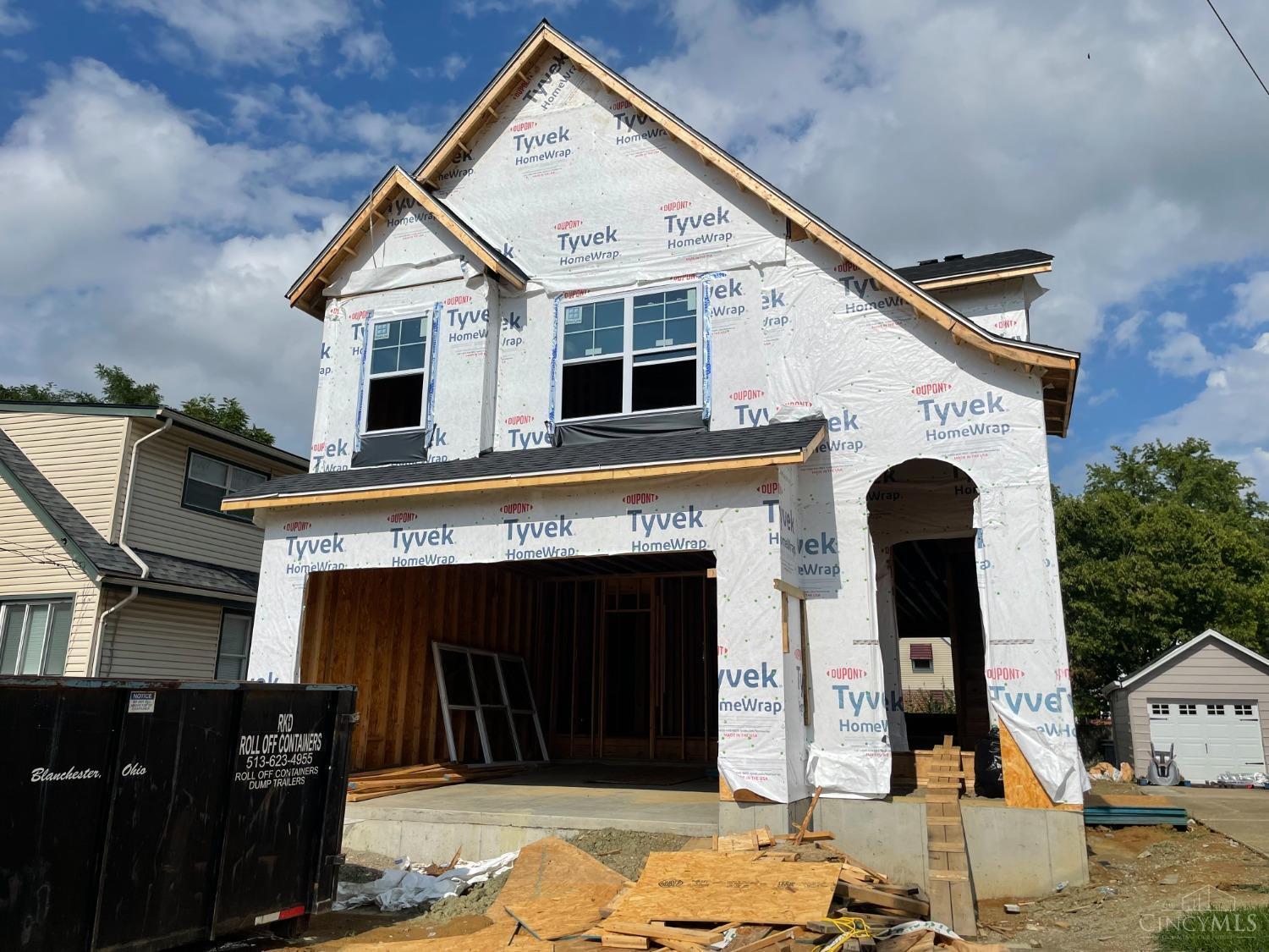 3714 Watterson Road Cincinnati, OH 45227 - Photo 1 of 9 Gallery Image 1