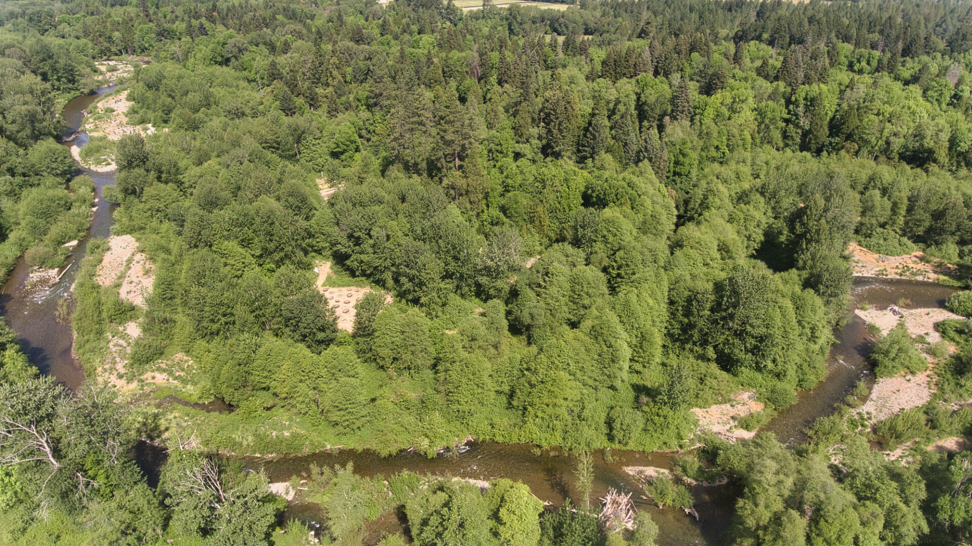 456 Garner Road Cave Junction, OR 97523 - Photo 8 of 10 456 Garner 5