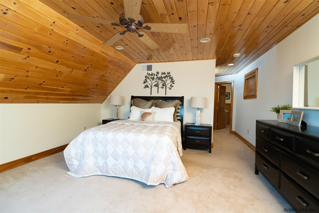 11 Manning Cove Road Malta, NY 12020 - Photo 24 of 42 Photo 24