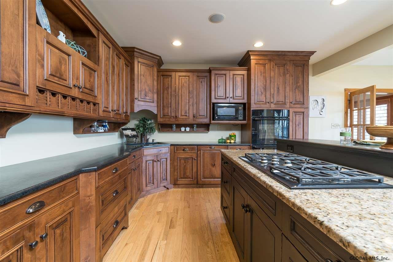 11 Manning Cove Road Malta, NY 12020 - Photo 10 of 42 Photo 10