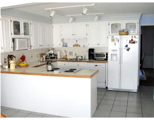 163 Blueberry Hill Road Longmeadow, MA 01106 - Photo 2 of 25 Gallery Image 2