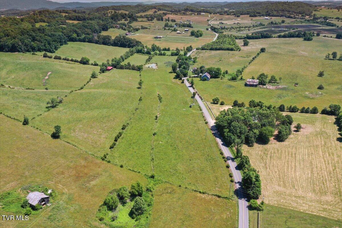 18.93-ac Old Snapps Ferry Road Chuckey, TN 37641 - Photo 5 of 11 01-DJI_0124