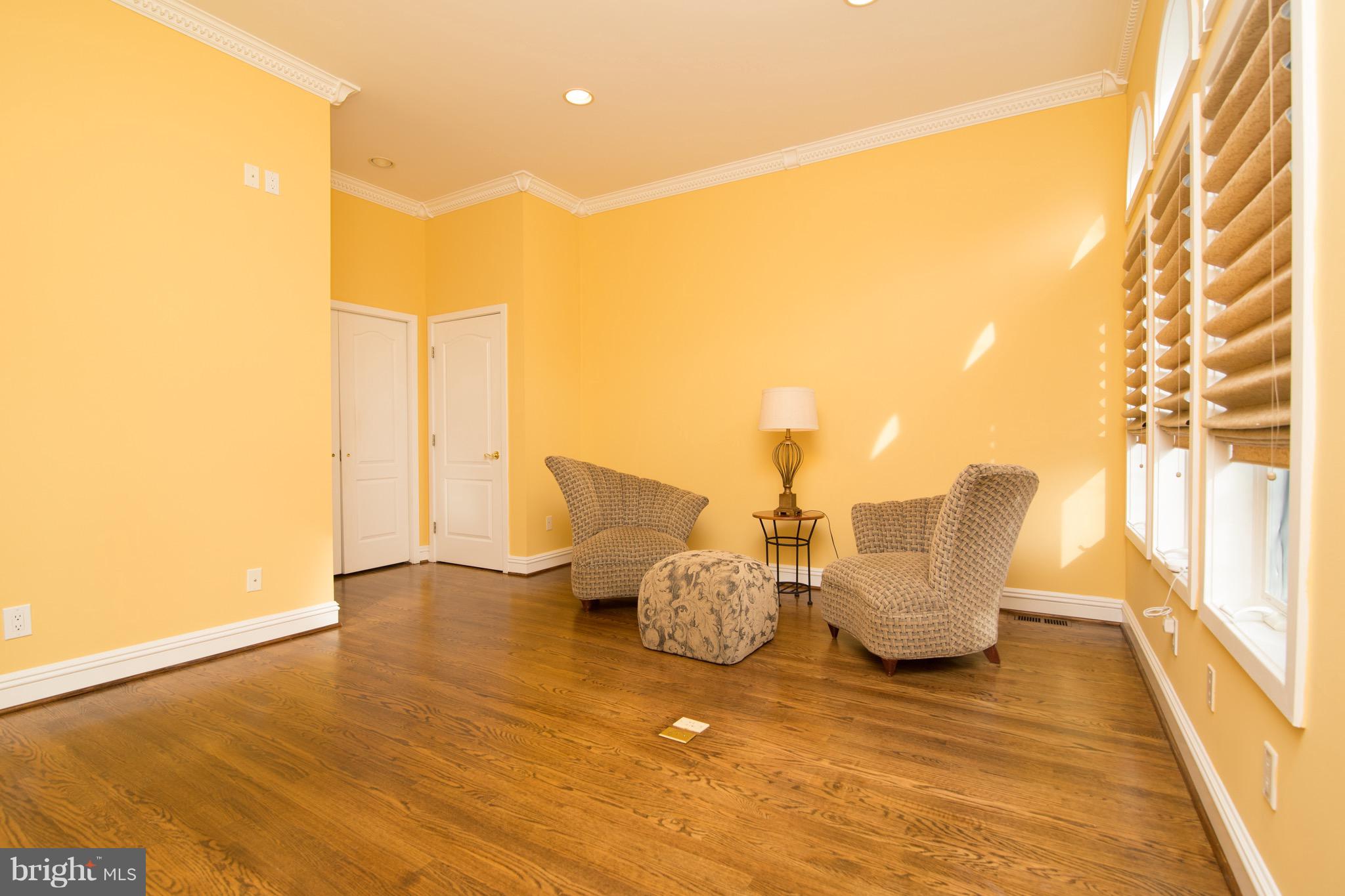 220 Summit Road Mount Laurel, NJ 08054 - Photo 14 of 30 Living Room