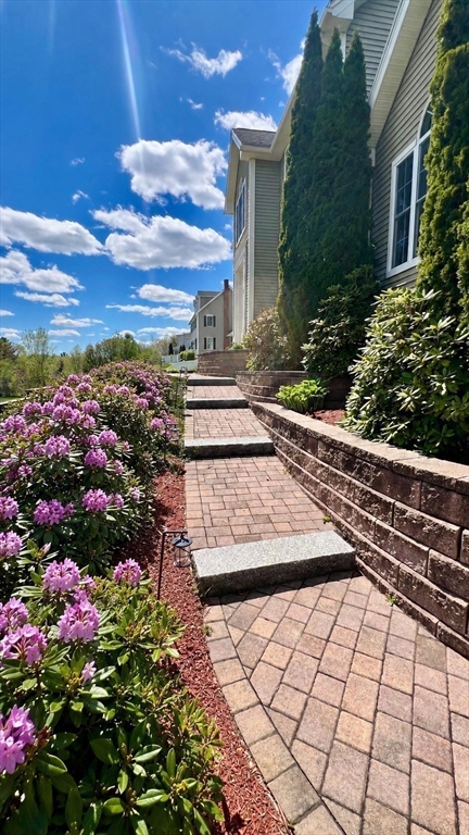 7 Deer Run Charlton, MA 01507 - Photo 28 of 42