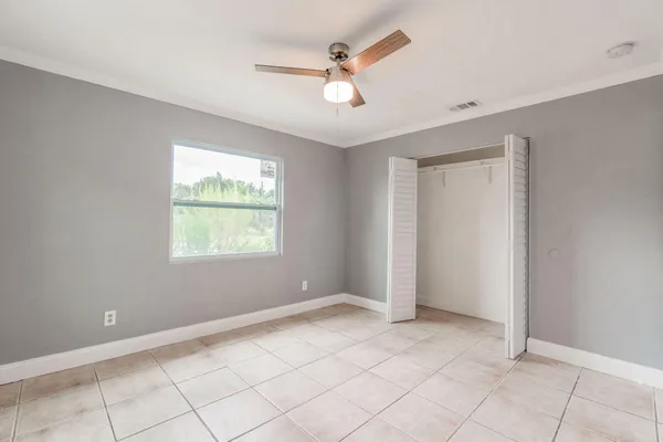 $2,385 | 3763 Southeast Dixie Ross Street, Unit 2, Stuart, FL 34997
