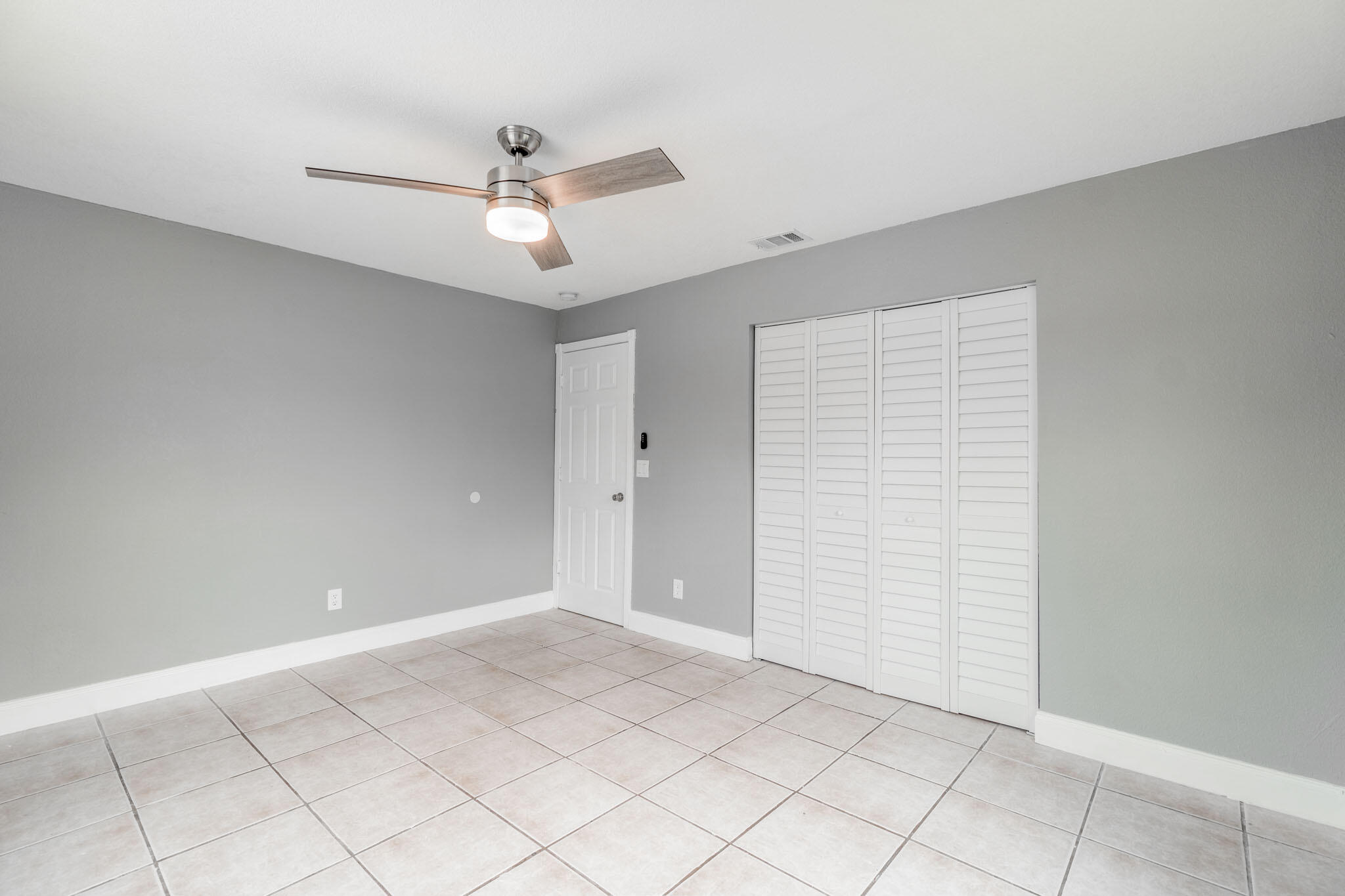 3763 Southeast Dixie Ross Street, Unit 2 Stuart, FL 34997 - Photo 12 of 24 DSC00269-HDR