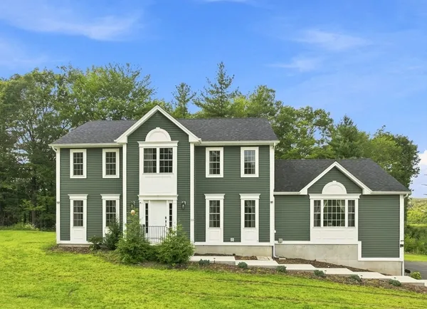 $1,150,000 | 25 Greenbriar Drive, Shrewsbury, MA 01545