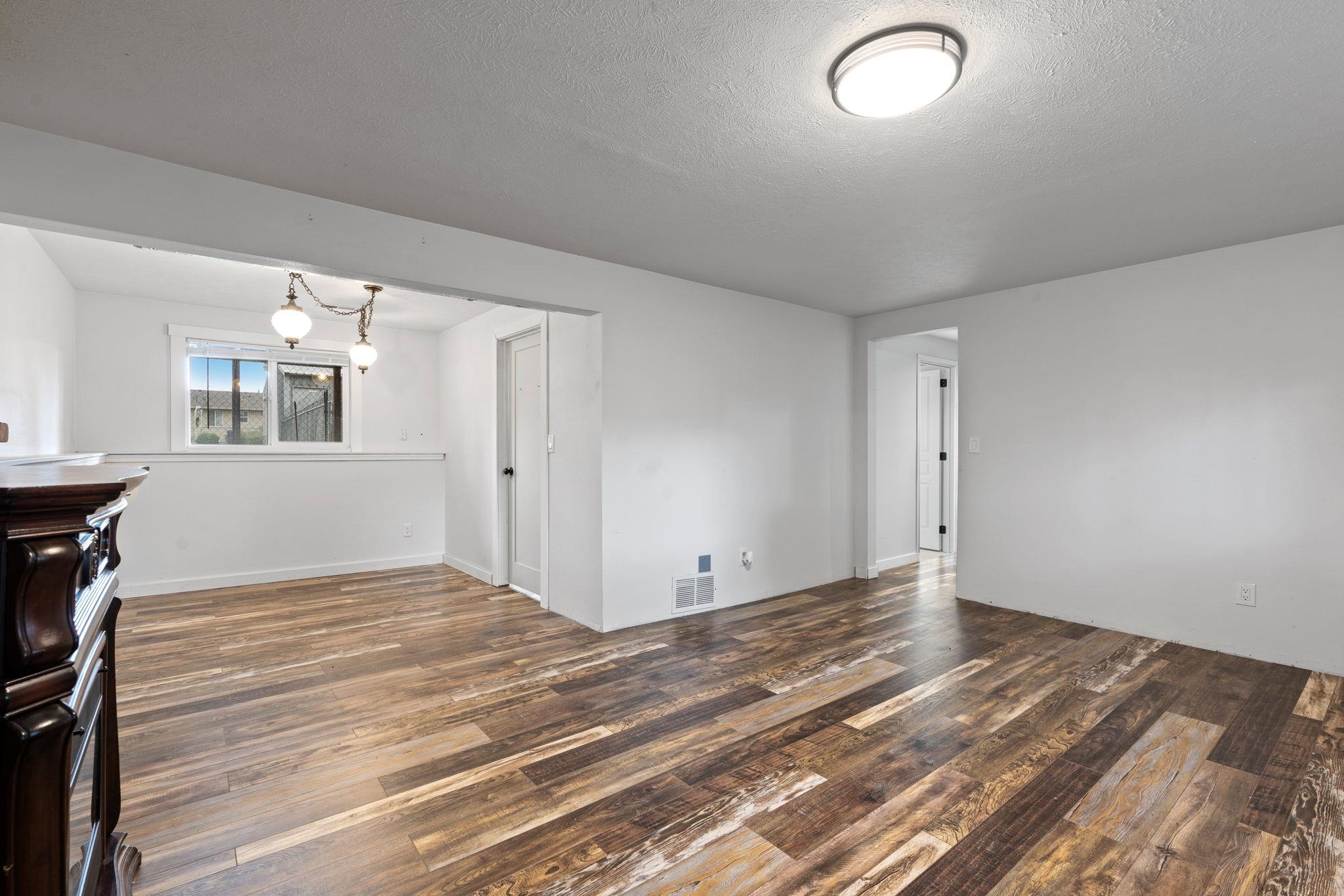 2018 East Columbia Avenue Spokane, WA 99208 - Photo 21 of 38