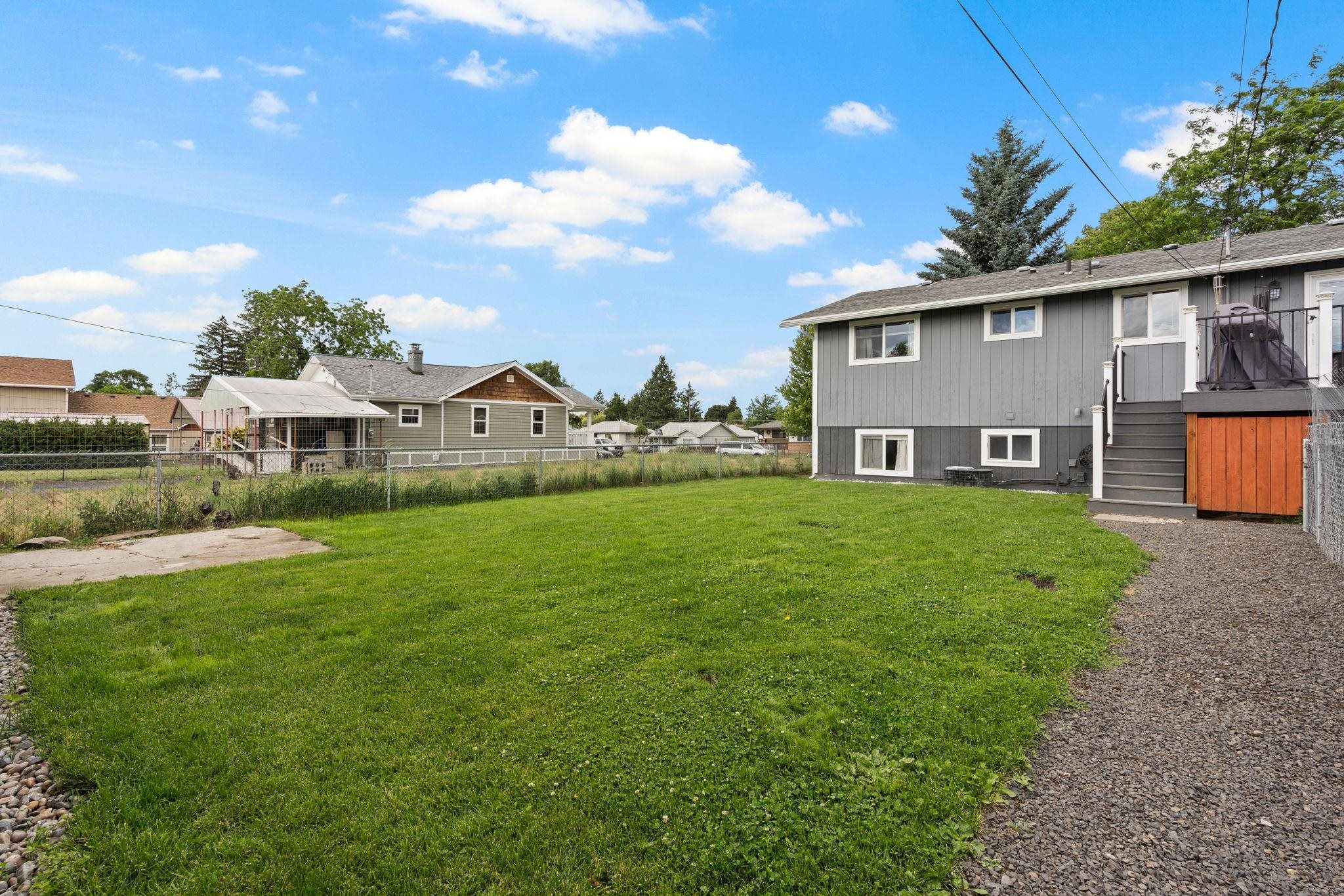 2018 East Columbia Avenue Spokane, WA 99208 - Photo 31 of 38