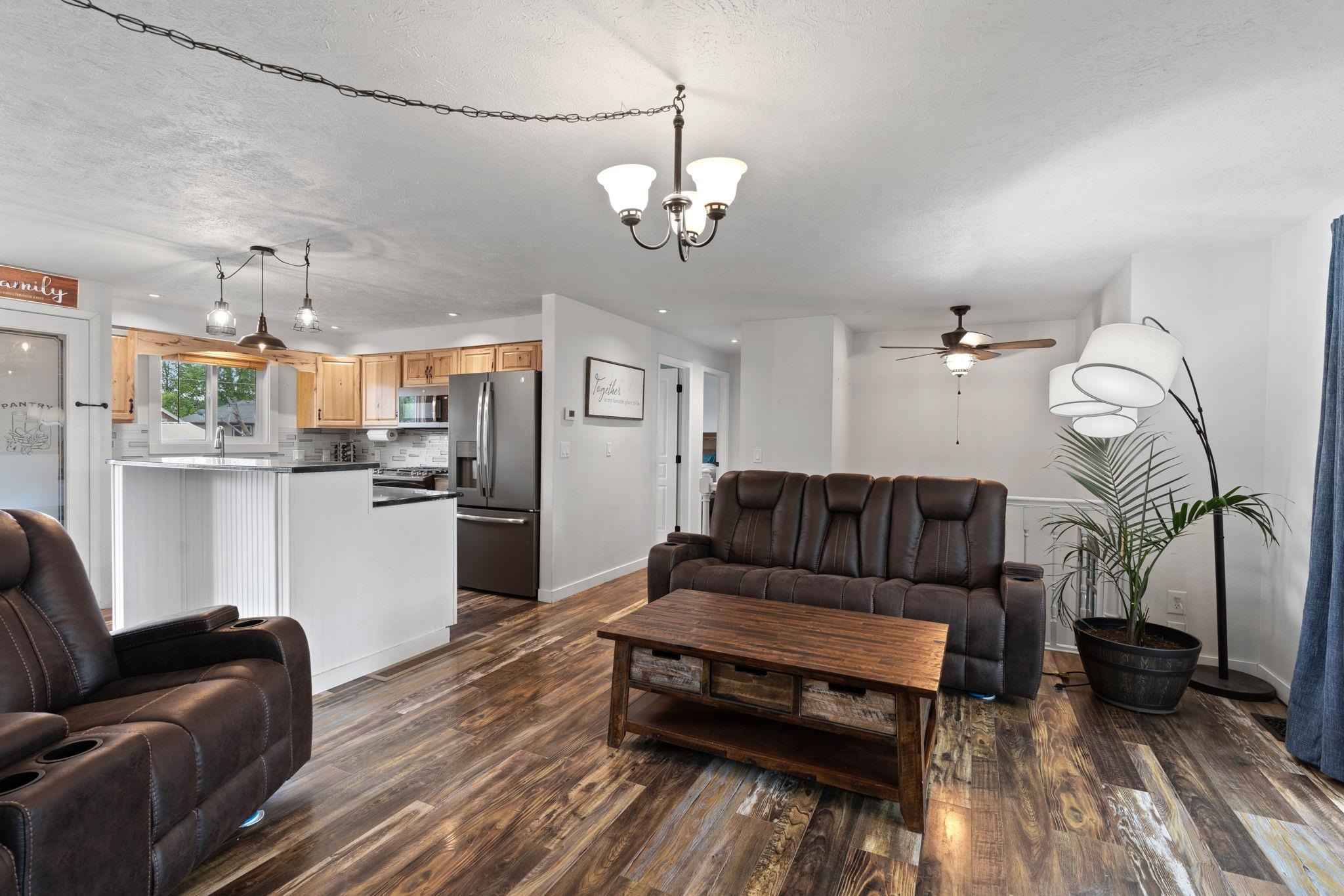 2018 East Columbia Avenue Spokane, WA 99208 - Photo 7 of 38