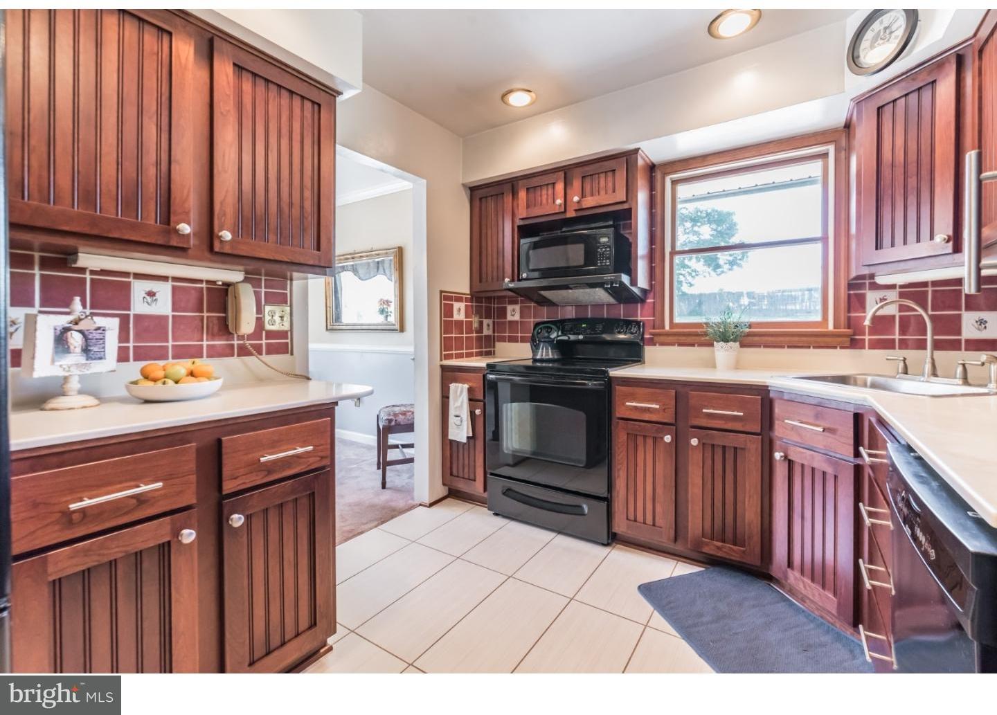 13 Taylor Road Conshohocken, PA 19428 - Photo 11 of 25 Kitchen