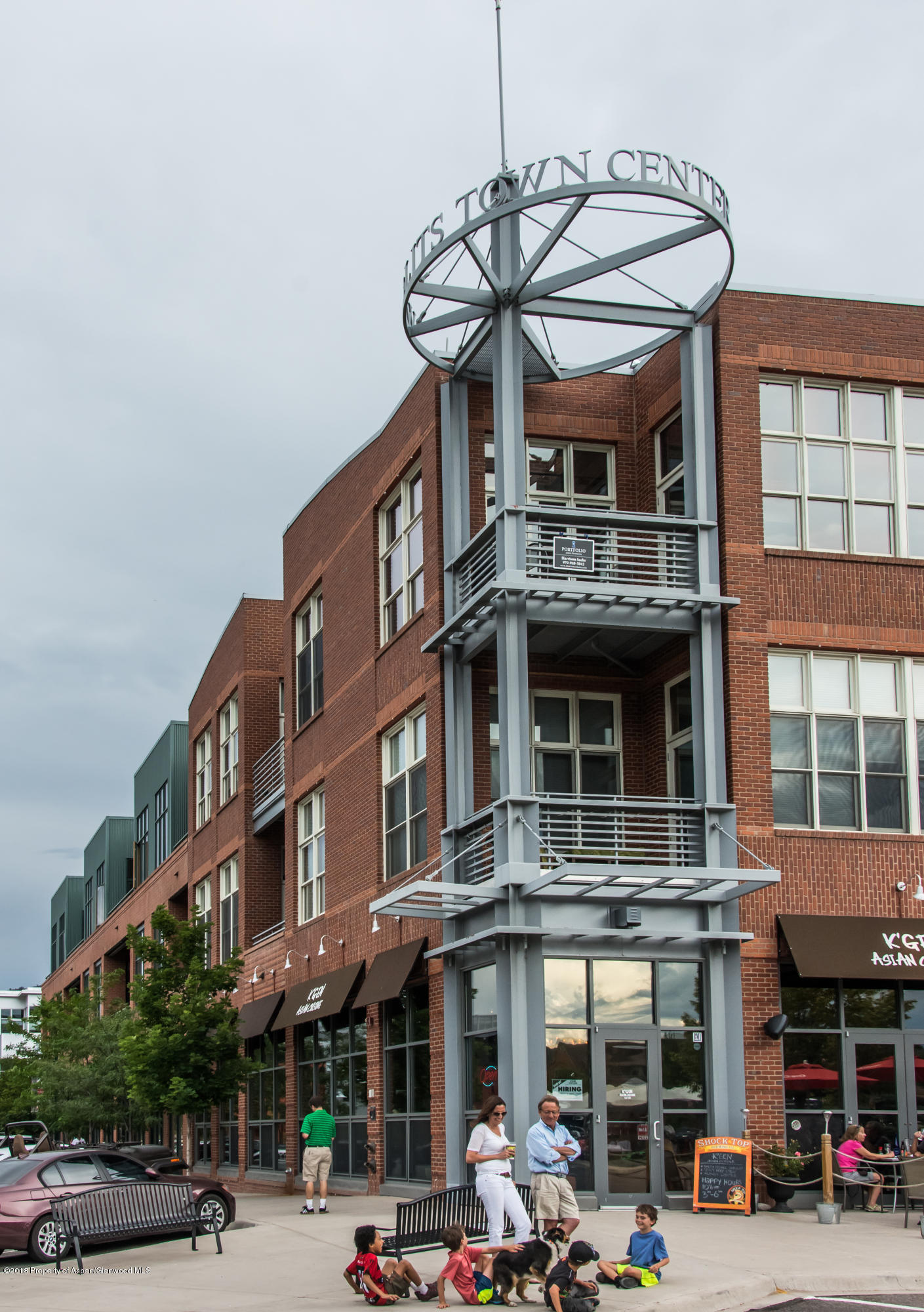 231 Robinson Street, Unit 200 Basalt, CO 81621 - Photo 2 of 19 Triangle Park Loft