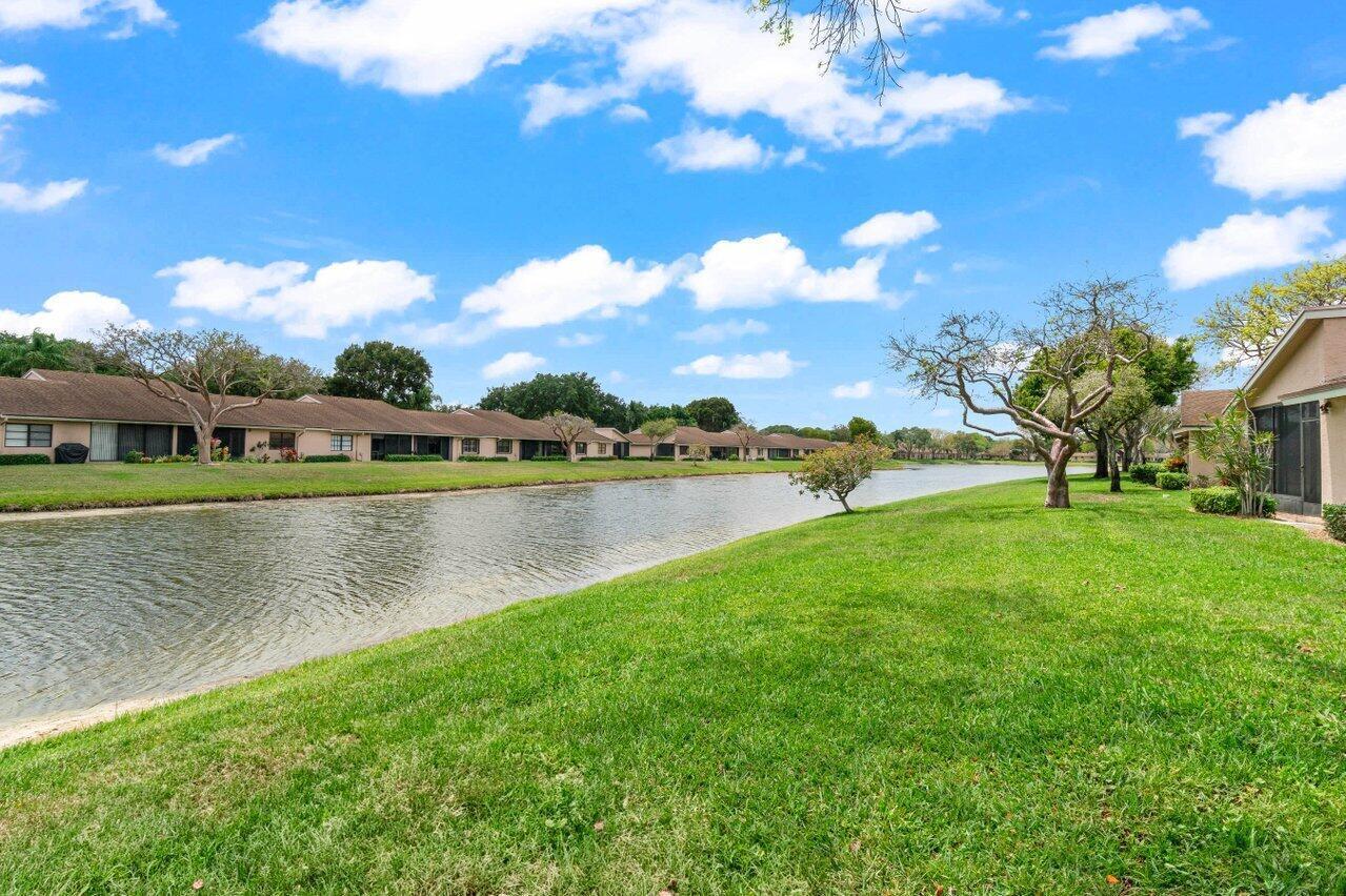8286 Springlake Drive Boca Raton, FL 33496 - Photo 28 of 43 032-8286SpringlakeDrive-BocaRaton-FL-334
