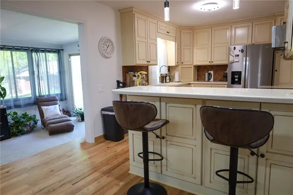 $369,500 | 4824 Mockingbird Lane, St. Joseph, MO 64506