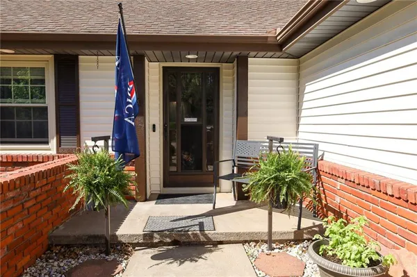 $369,500 | 4824 Mockingbird Lane, St. Joseph, MO 64506