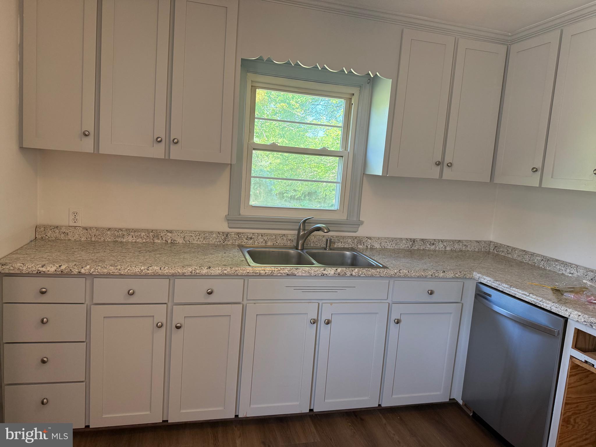 6101 A Goode Road Goode, VA 24556 - Photo 15 of 77