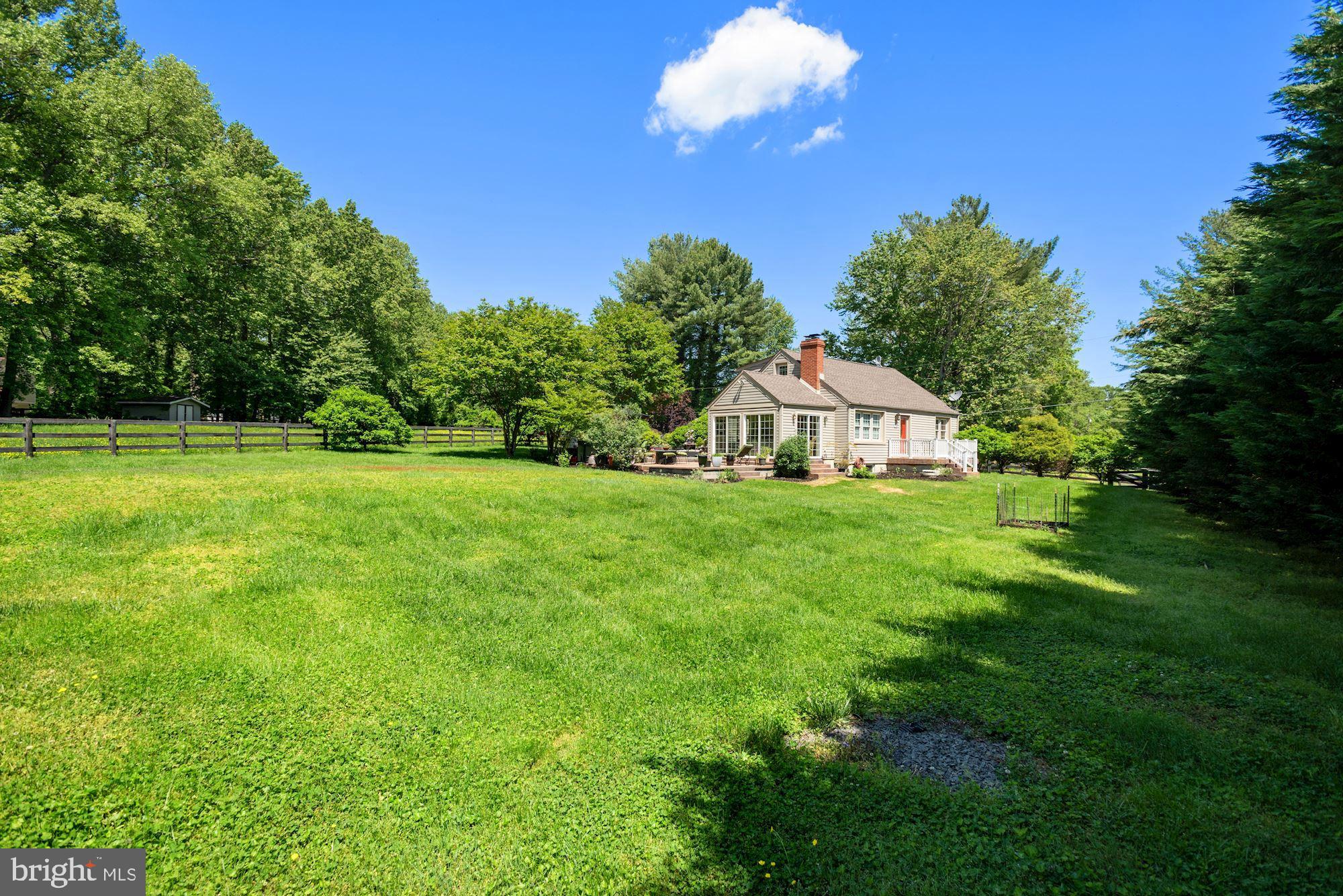 636 Walker Road Great Falls, VA 22066 - Photo 20 of 20