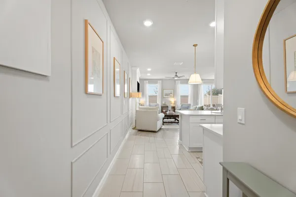 $439,999 | 5612 Southeast Edgewater Circle, Stuart, FL 34997