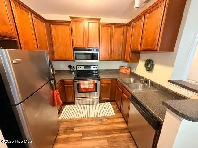 $1,400 | 1904 Covengton Way, Unit 203, Greenville, NC 27858