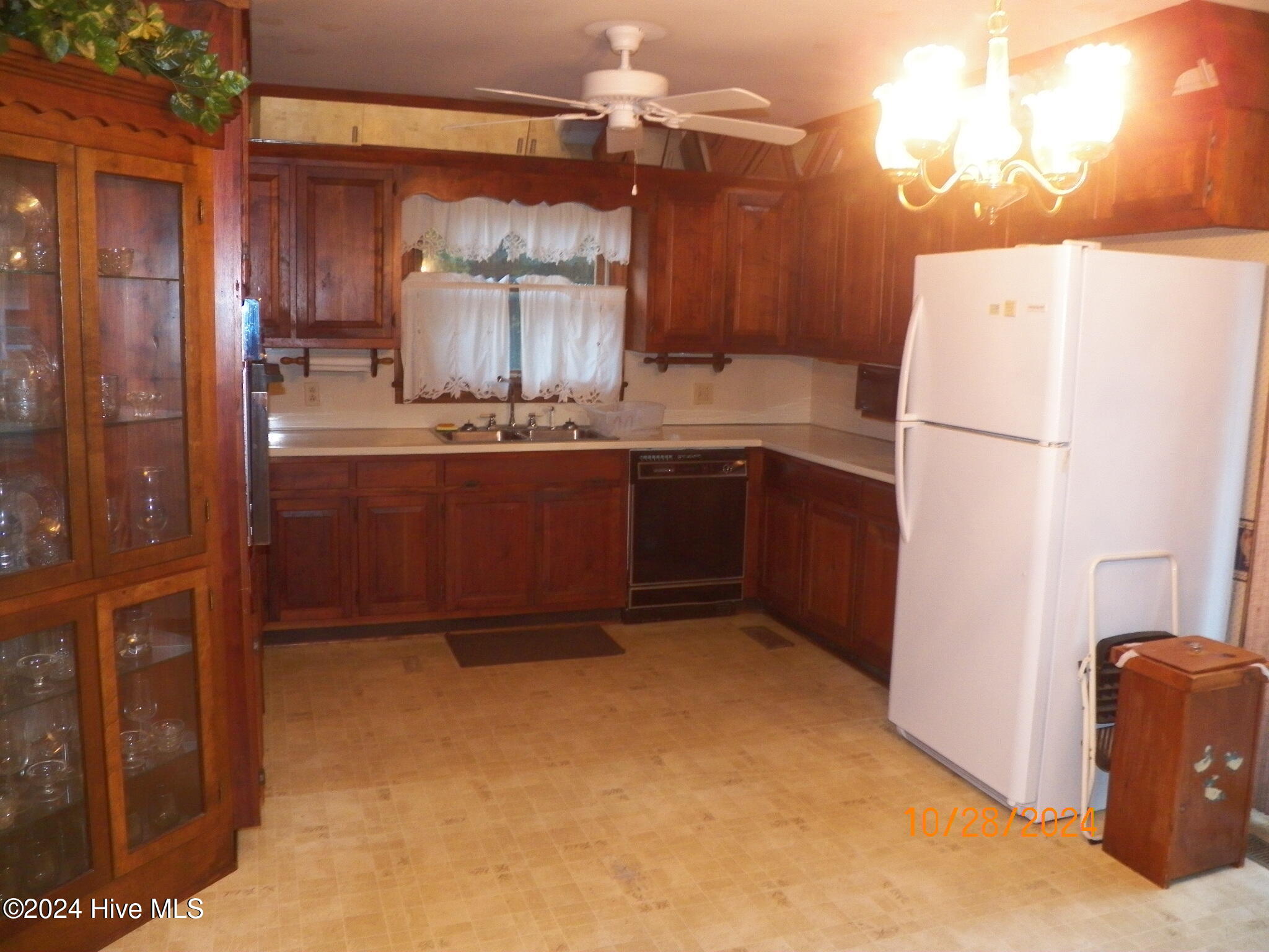 447 Hoggard Mill Road Windsor, NC 27983 - Photo 7 of 9 kitchen1