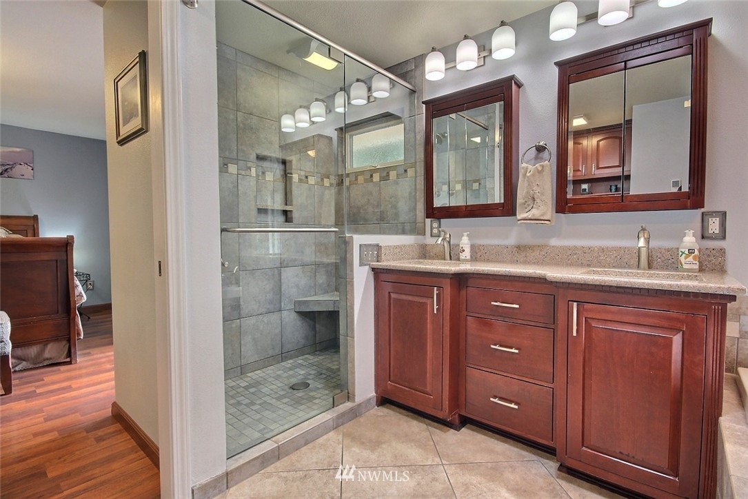 15522 207th Place Southeast Renton, WA 98059 - Photo 21 of 39 Gallery Image 21