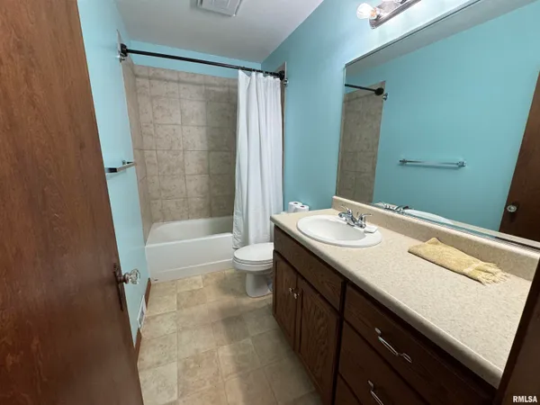 $99,900 | 2537 South 5th Street, Springfield, IL 62703