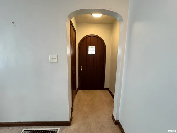 $99,900 | 2537 South 5th Street, Springfield, IL 62703