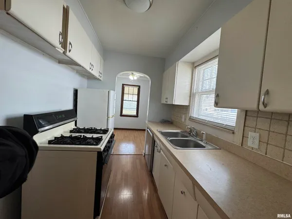 $99,900 | 2537 South 5th Street, Springfield, IL 62703