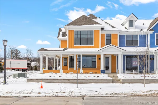 $5,000 | 416 South Center Street, Northville, MI 48167