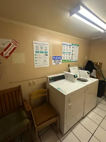 a view of utility room