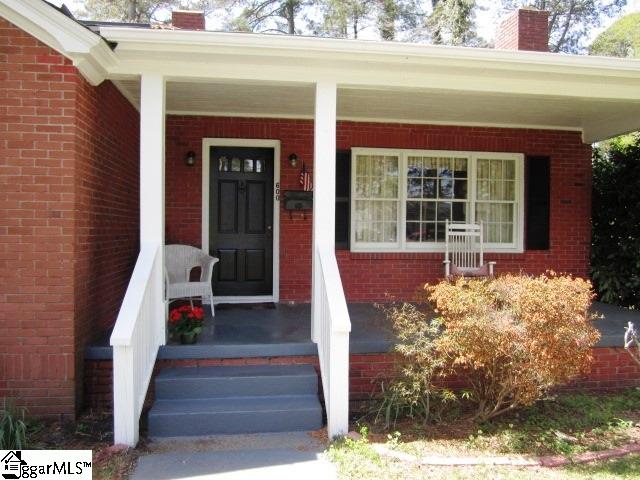 600 Cedar Street Clinton, SC 29325 - Photo 2 of 27