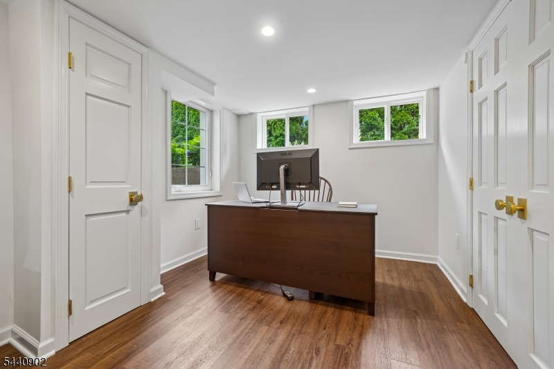 27 Pine Grove Avenue Summit, NJ 07901 - Photo 27 of 37