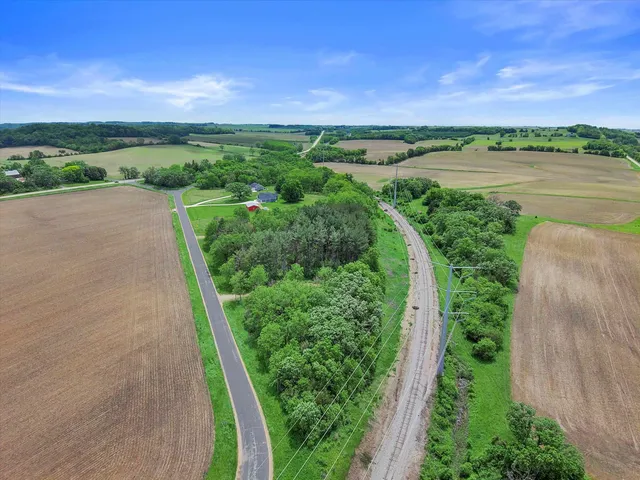 $99,900 | W8011 Loveland Road, Poynette, WI 53955