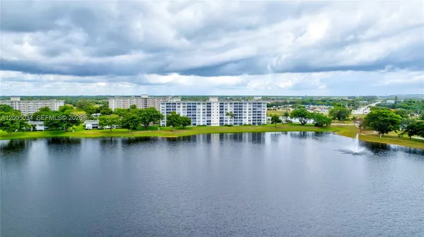 $2,400 | 3091 North Course Drive, Unit 702, Pompano Beach, FL 33069